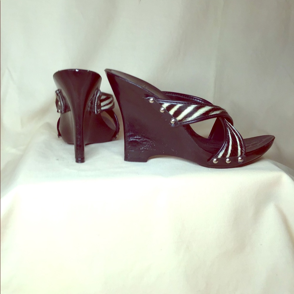 Bakers zebra print wedge heels size 7